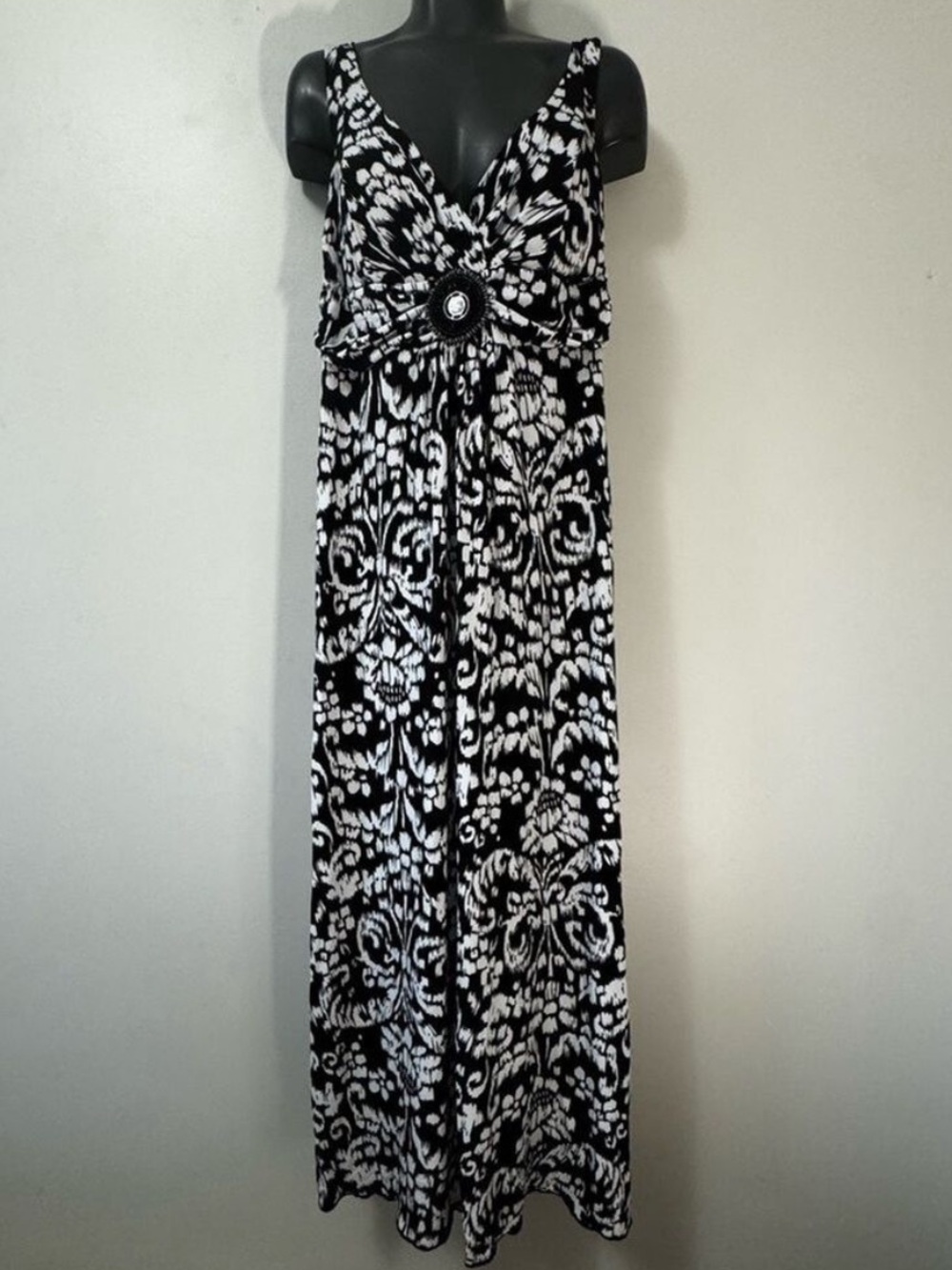 Enfocus Studio Black and White Patterned Maxi Dress